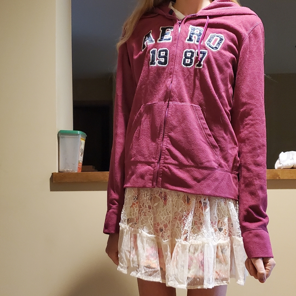 Aeropostale 1987 Maroon Hoodie (kids medium)